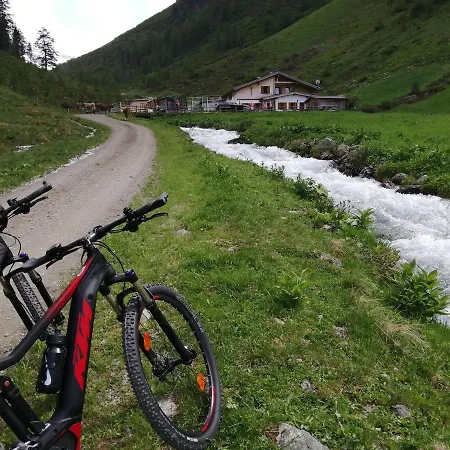 Holiday home Wohlfuhl-ferienhaus Muhlegg, Direkt An Der Piste! Kappl (Landeck)